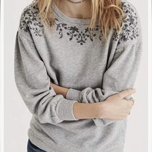 American Eagle AE Women's AEO Shirred Balloon Sleeve Crew Sweatshirt AE Womens